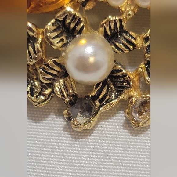 1970s vintage gold tone brooch, pin, lapel pin, reto costume jewelry rhinestone - Picture 6 of 7
